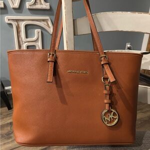 Michael Kors Brown Leather Jet Set Tote